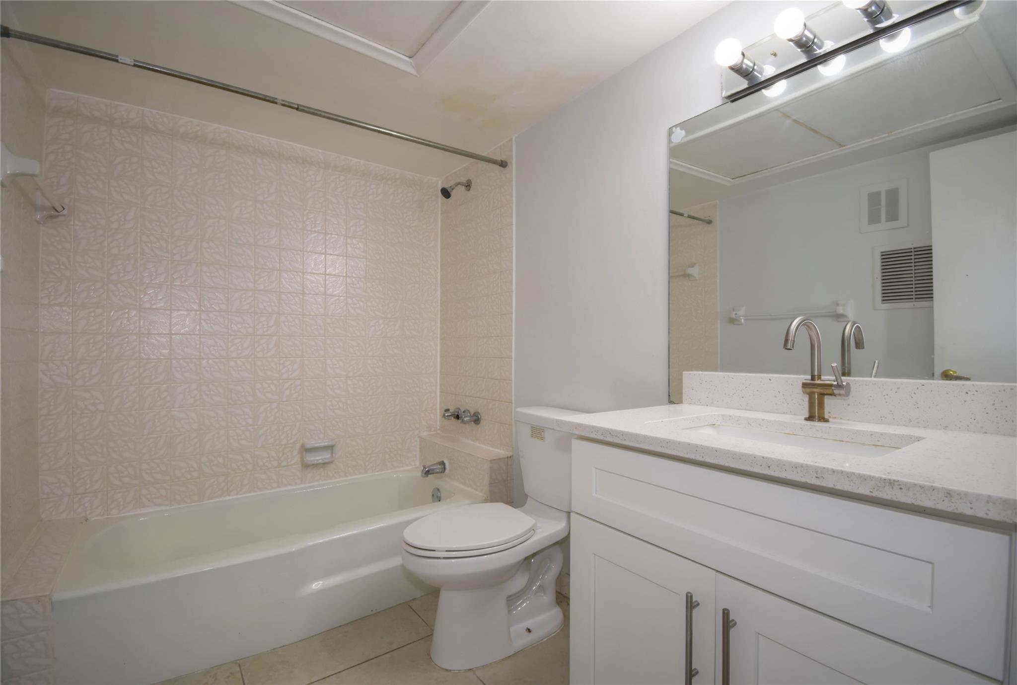 9 NE 19th Ct 119C