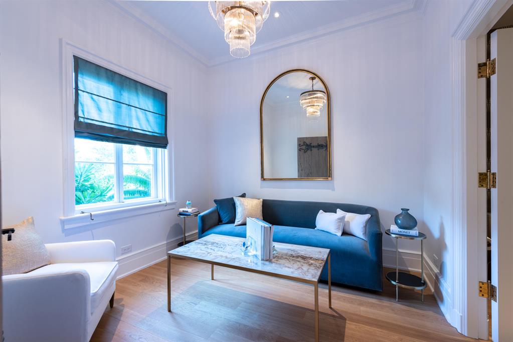 Tropical Isle - Residential