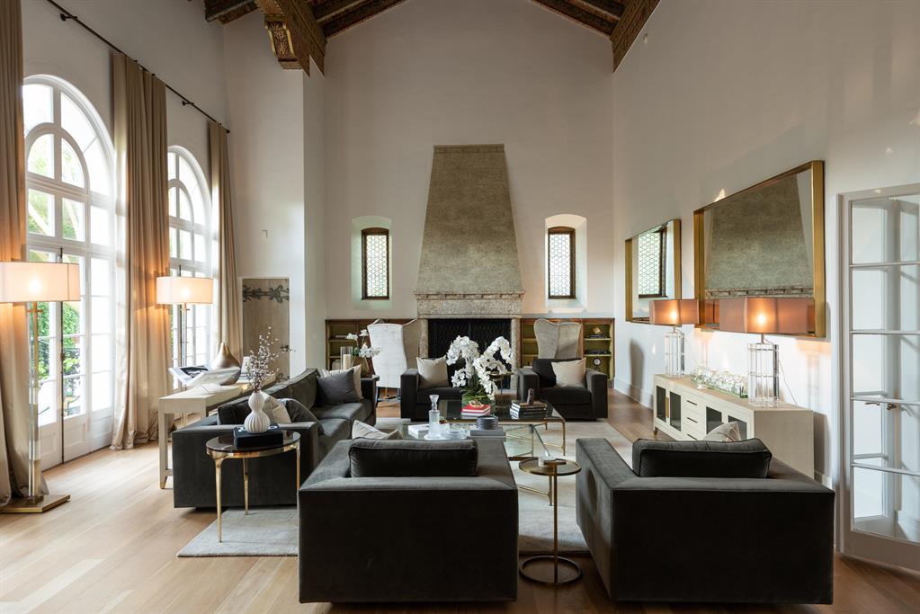 Tropical Isle - Residential