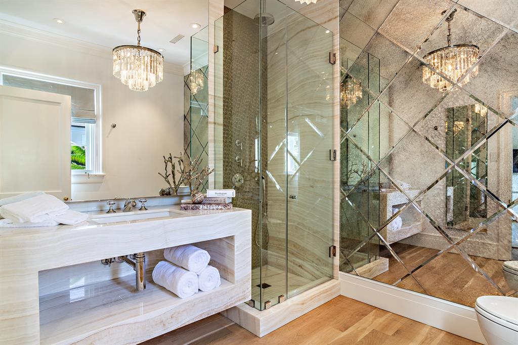 Tropical Isle - Residential