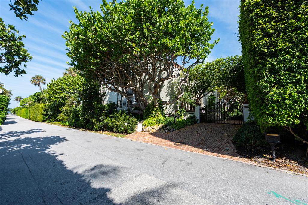 Tropical Isle - Residential