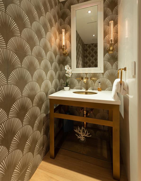 Tropical Isle - Residential