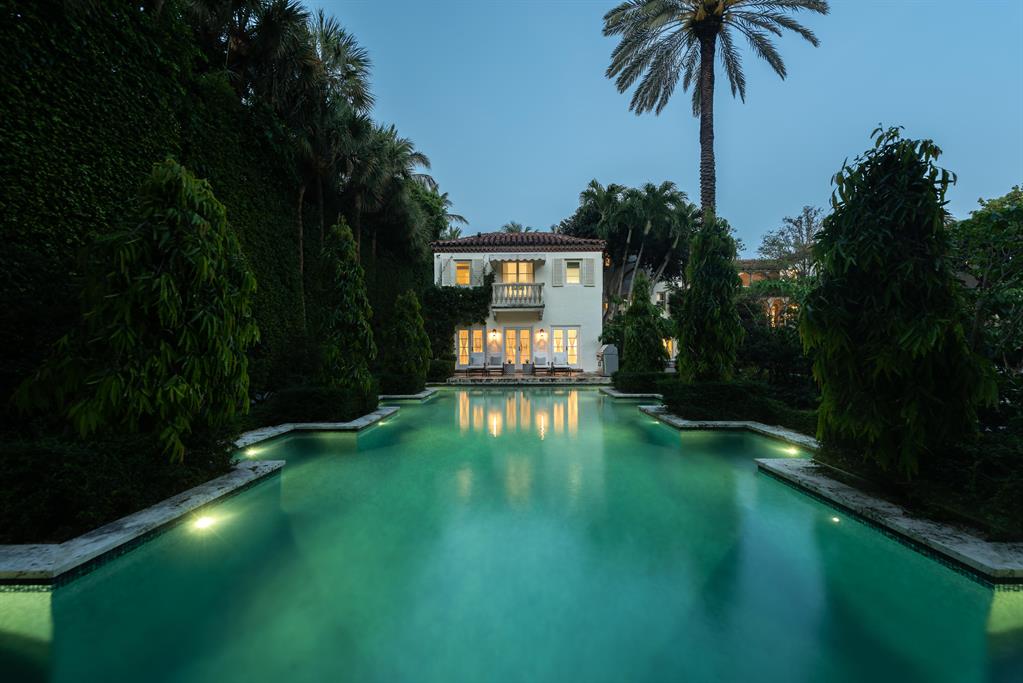 Tropical Isle - Residential