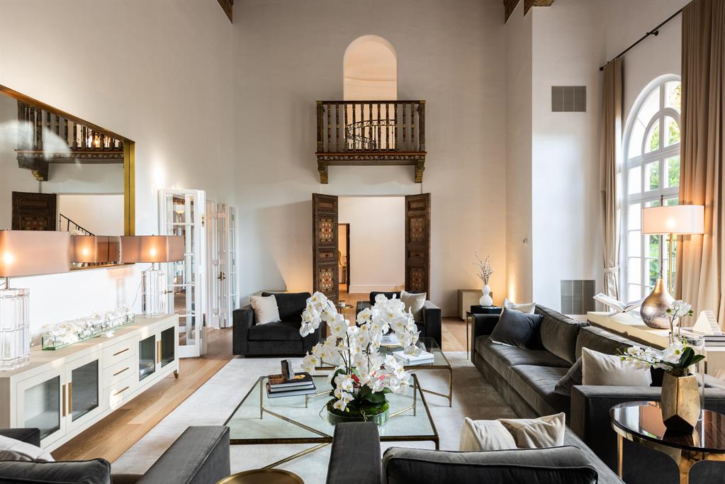 Tropical Isle - Residential