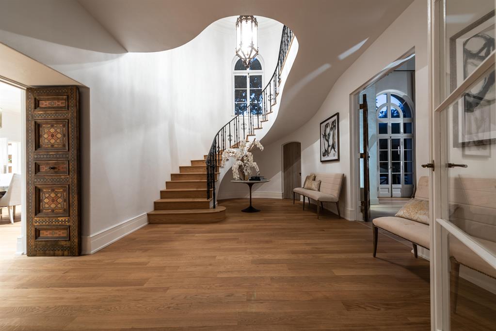 Tropical Isle - Residential