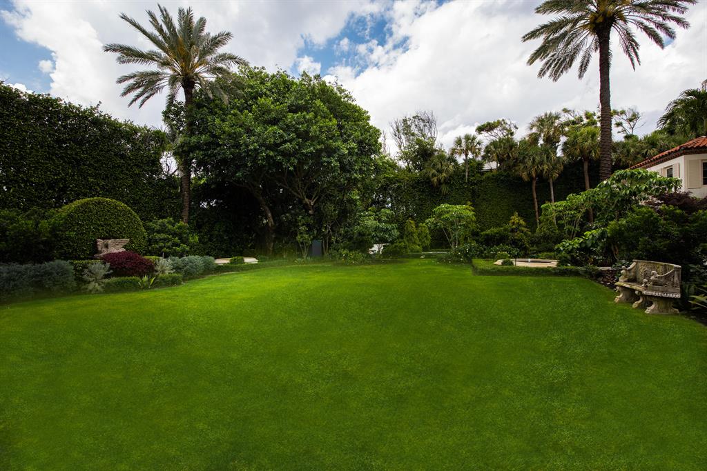 Tropical Isle - Residential