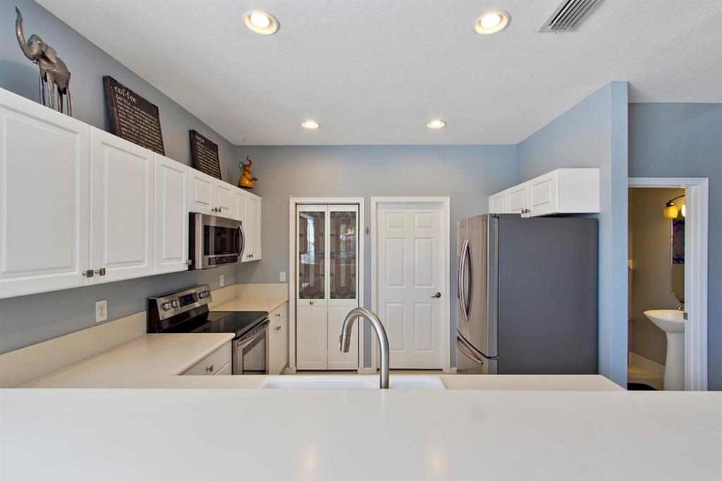 Regency Lakes At Coconut - Residential