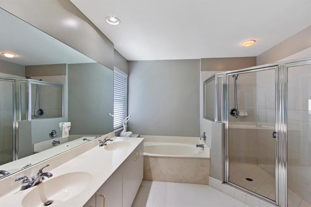 Regency Lakes At Coconut - Residential