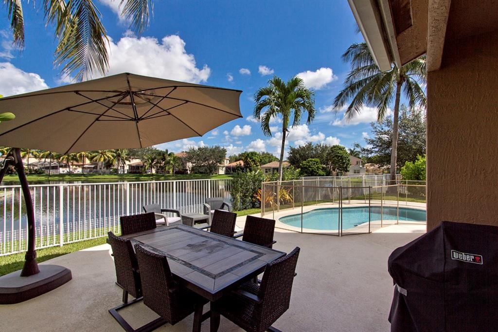 Regency Lakes At Coconut - Residential