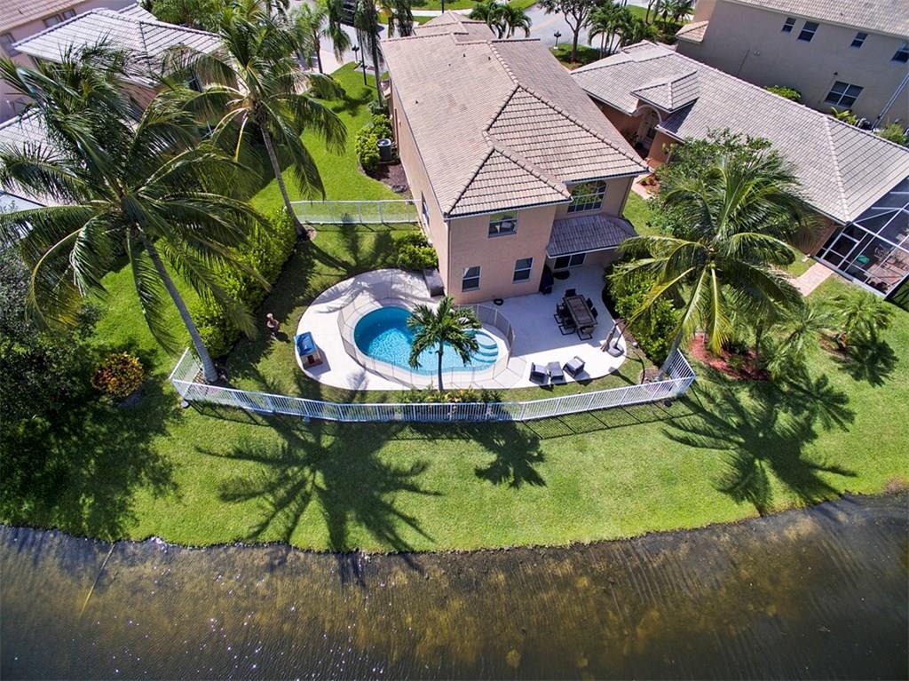 Regency Lakes At Coconut - Residential