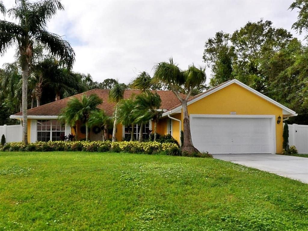 Photo of 1826 SW Leafy Road, Port Saint Lucie, FL 34953 (MLS # R10752071)