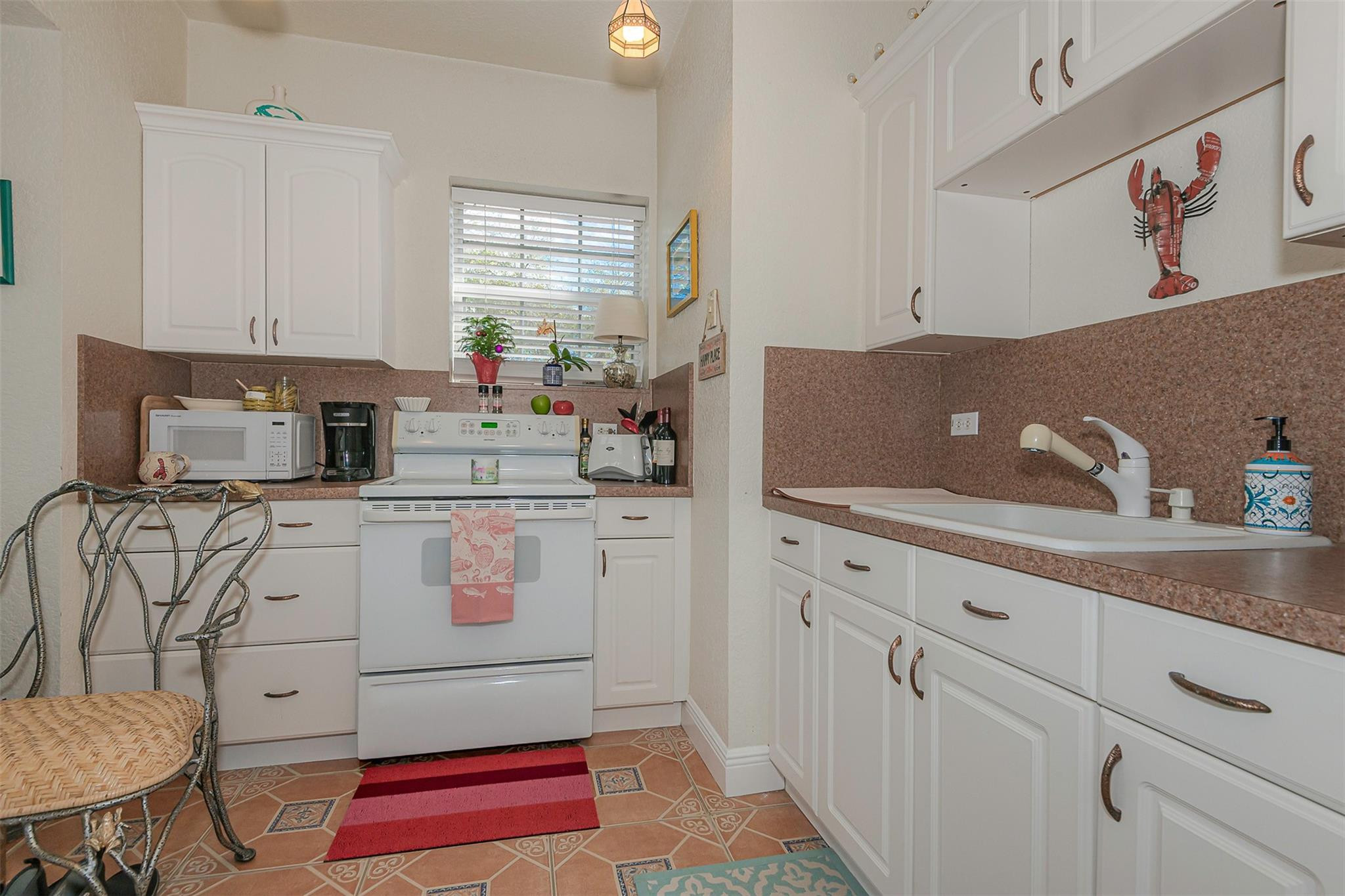 Lauderdale 2-9 D - Residential Income