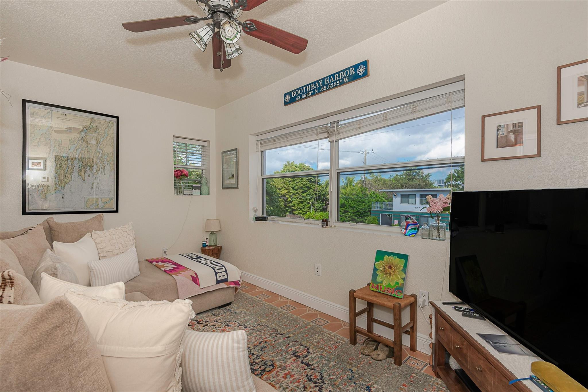 Lauderdale 2-9 D - Residential Income