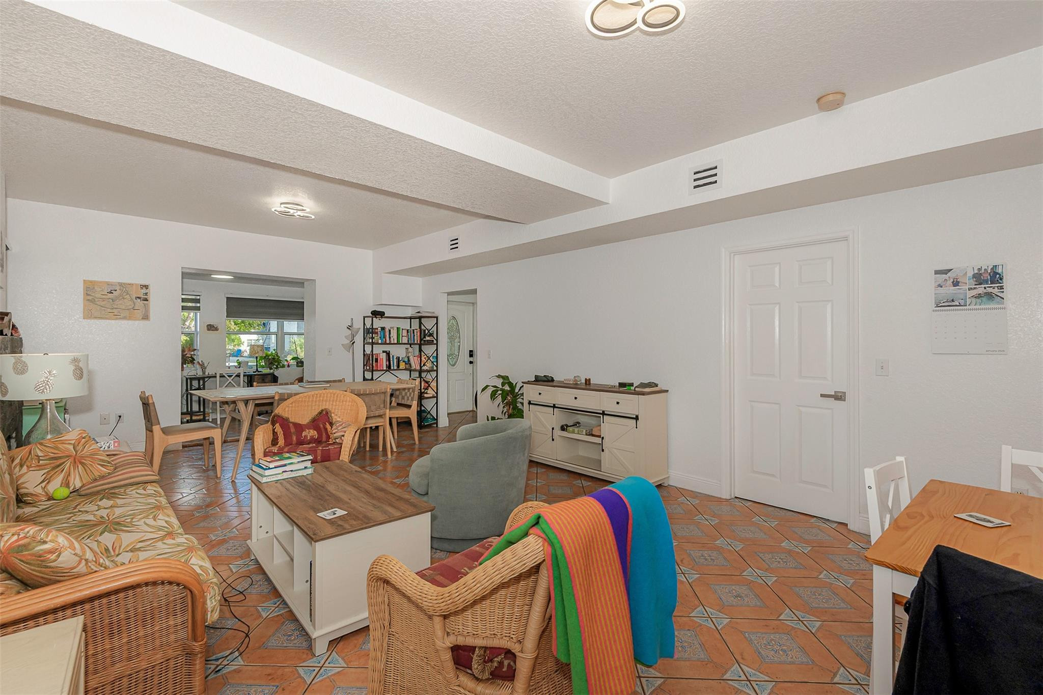 Lauderdale 2-9 D - Residential Income