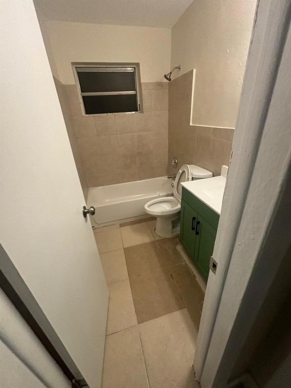 Davie Area Sub 68-17 B - Residential Lease