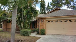GREAT LOCATION, THIS HOME HOST A BEAUTIFUL INLAY TILE AS SOON AS YOU OPEN THE DOOR AND IT GETS BETTER FROM THERE. SPACIOUS LIVING ROOM, KITCHEN THAT OPENS TO DINING AREA AND FAMILY ROOM, SPLIT BEDROOMS, LARGER MASTER BEDROOM WITH A SPA LIKE MASTER BATH. LOCATED CLOSE TO SHOPPING, SCHOOLS AND INTERSTATE 95 THIS IS A MUST SEE. THIS IS A FANNIE MAE HOMEPATH PROPERTY.
