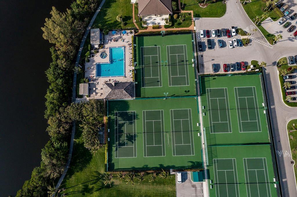 OCEAN TRAIL CONDO III - Residential