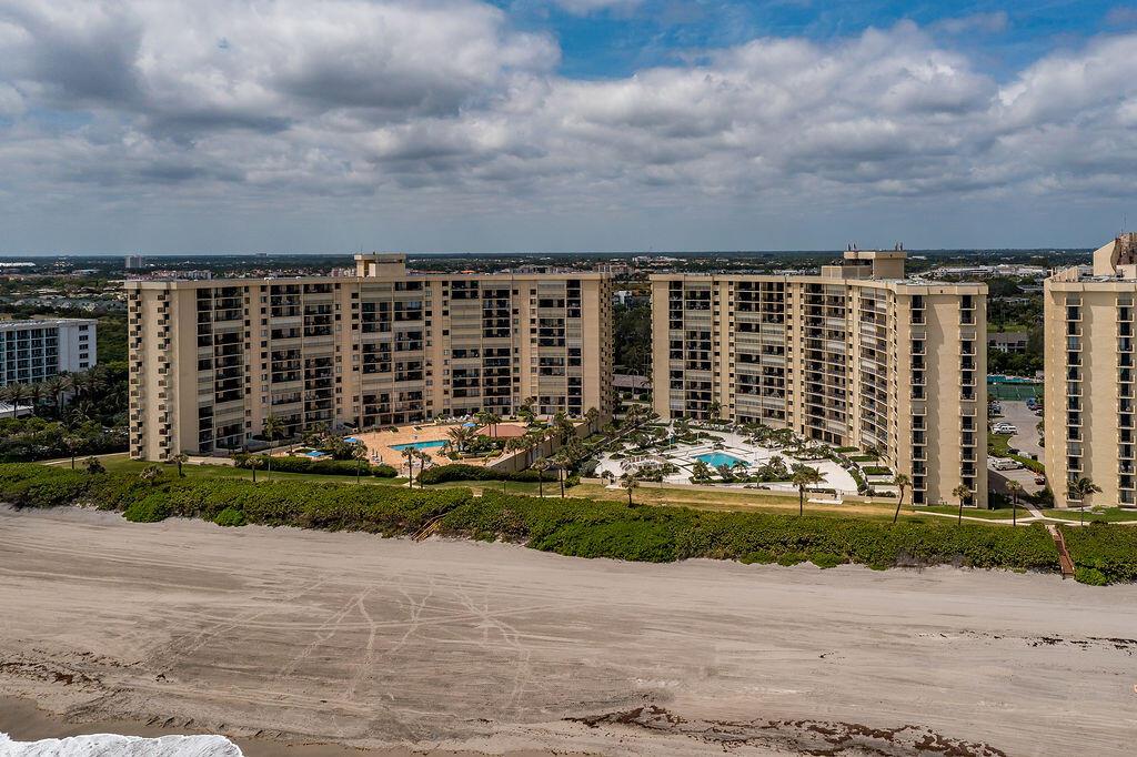 OCEAN TRAIL CONDO III - Residential