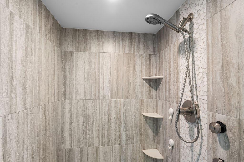 OCEAN TRAIL CONDO III - Residential