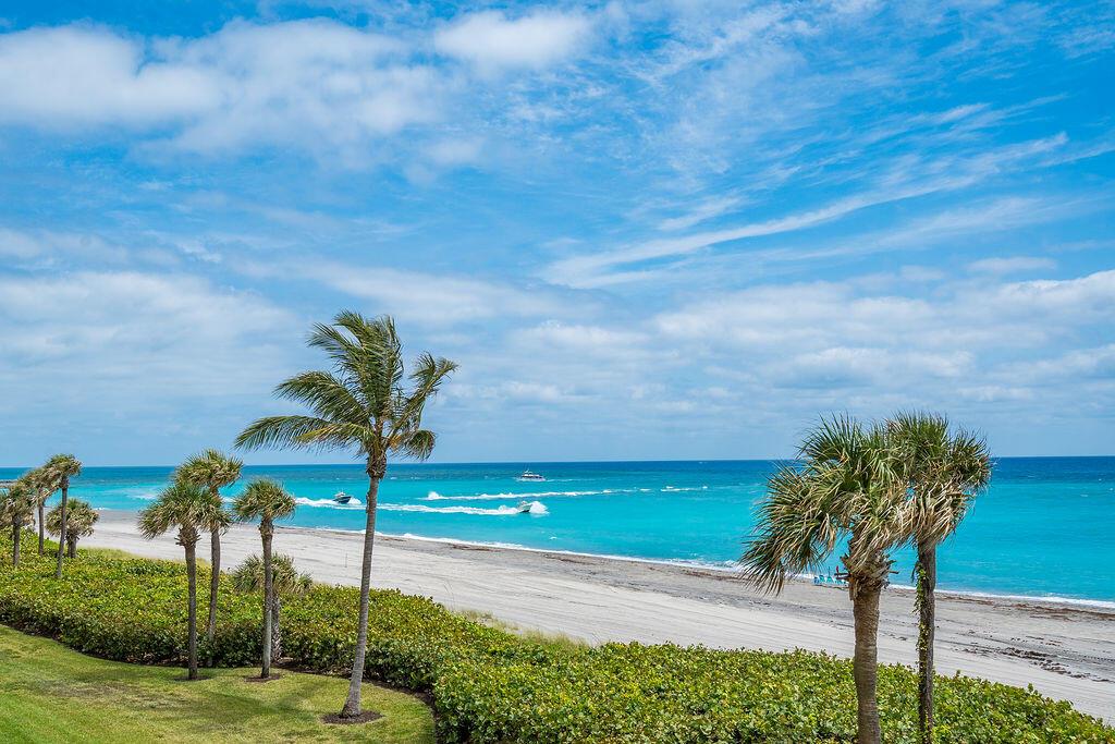 OCEAN TRAIL CONDO III - Residential