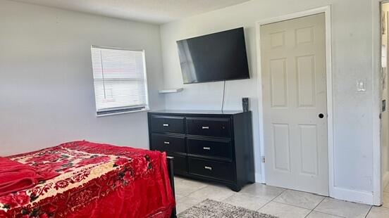 SHERATON PLAZA UNIT 2 REPLAT - Residential Lease