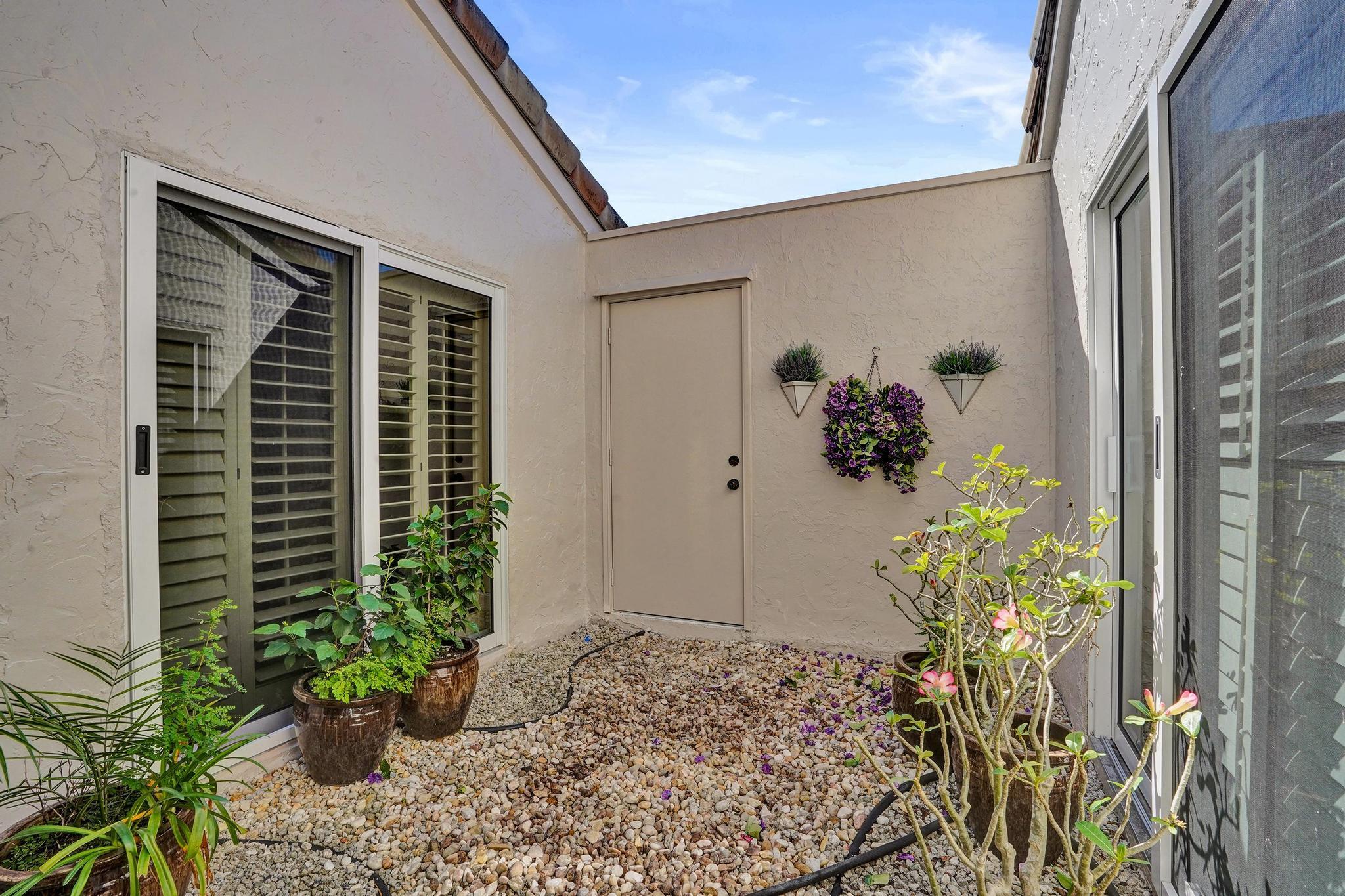 GLENEAGLES 9 - Residential