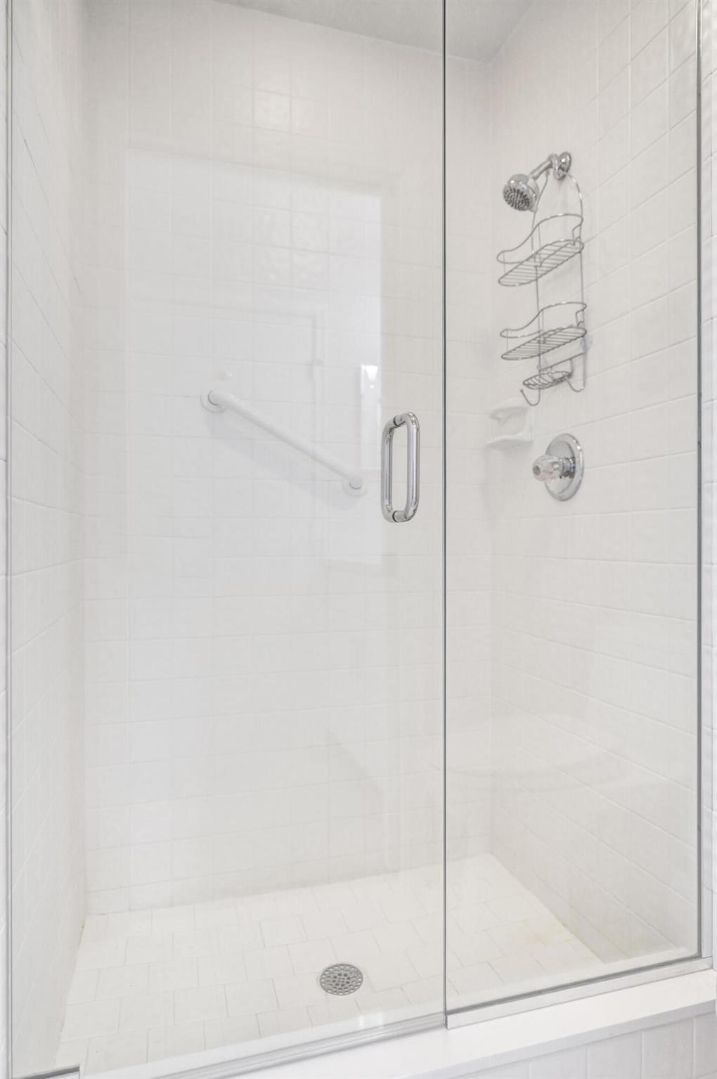 GLENEAGLES 9 - Residential