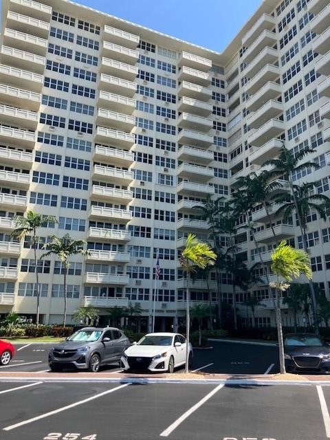 Re-imagine your own space! This 2 Bedroom 2 Bath Co-op unit in a 17-story, 55+ building on the Intracoastal (Coral Ridge Towers North) is move-in ready or to be custom remodeled. Short walk to beach, park, and restaurants, newly remodeled lobby, heated pool on the intracoastal side, gym, library, remodeled meeting/activity/card room, on-site management and 24/7 security. This is an estate sale