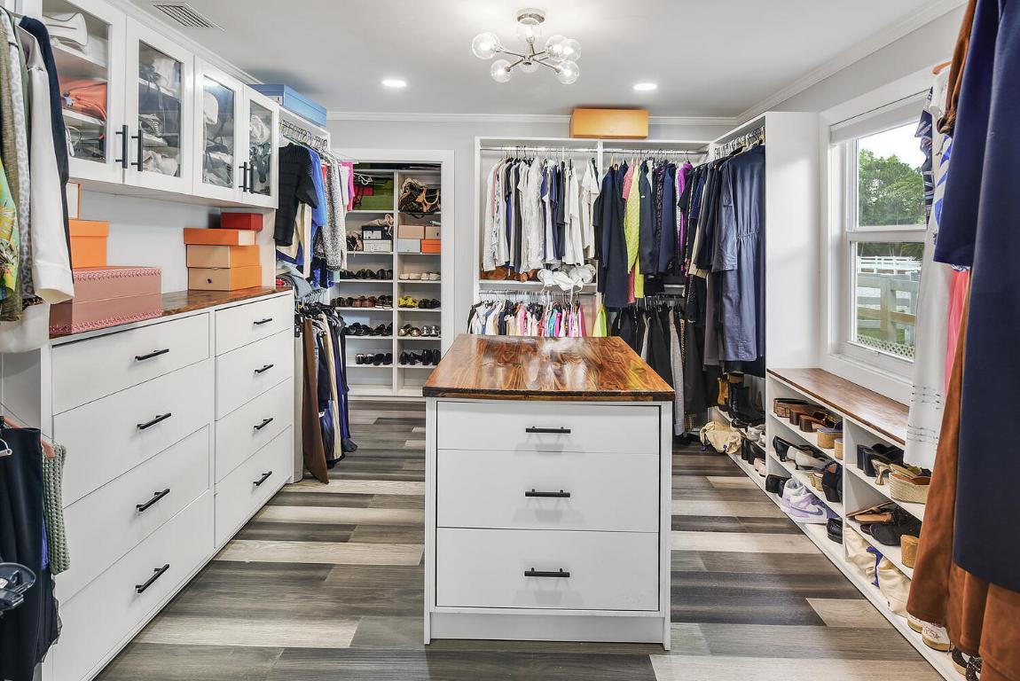 PADDOCK PARK 2 OF WELLINGTON - Residential