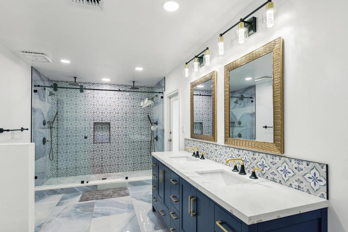 PADDOCK PARK 2 OF WELLINGTON - Residential