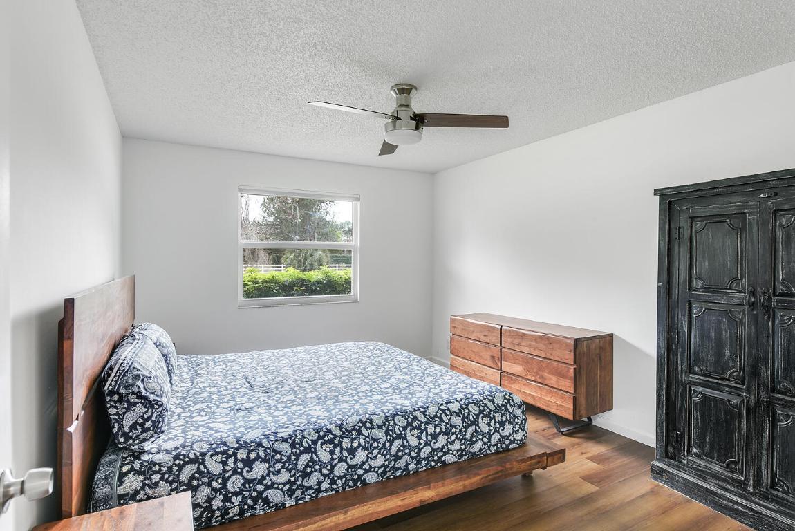 PADDOCK PARK 2 OF WELLINGTON - Residential