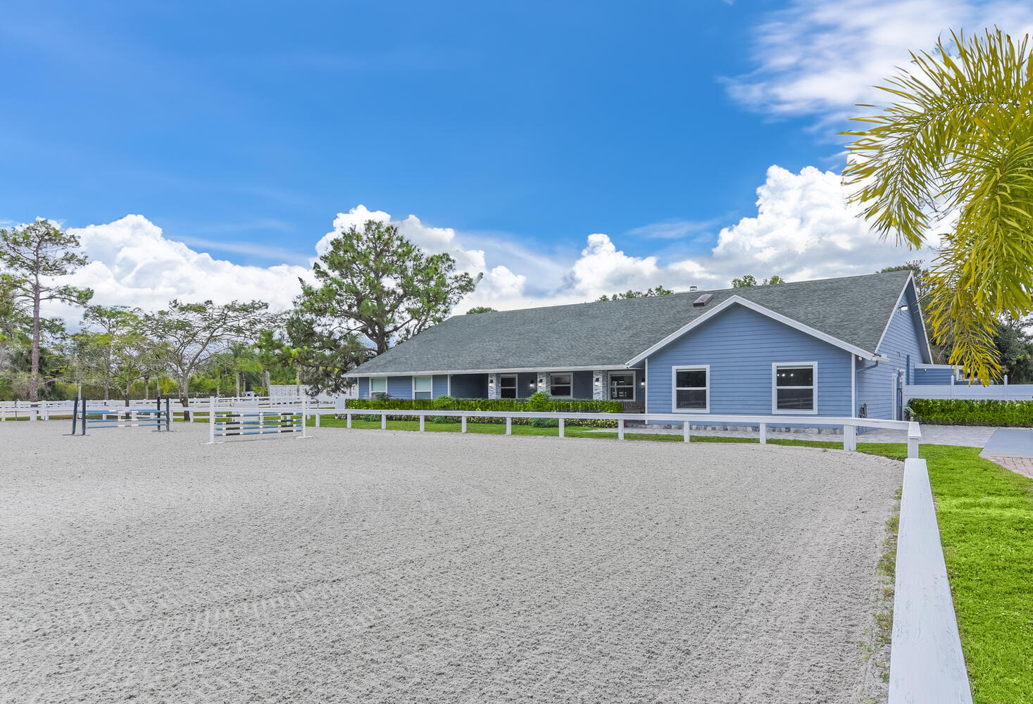 PADDOCK PARK 2 OF WELLINGTON - Residential