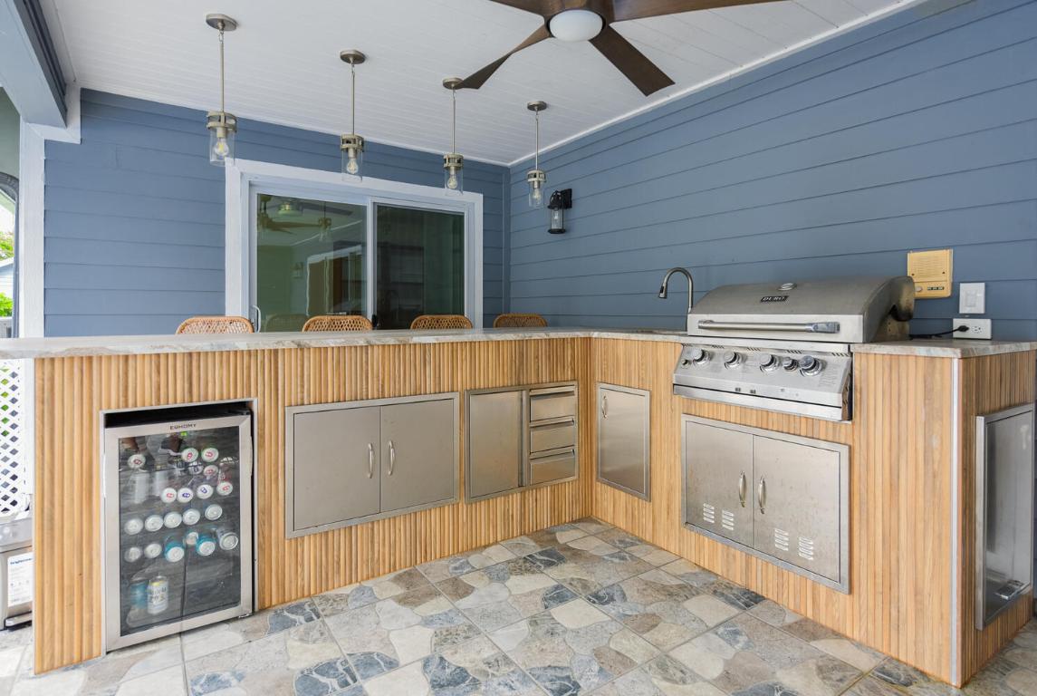 PADDOCK PARK 2 OF WELLINGTON - Residential