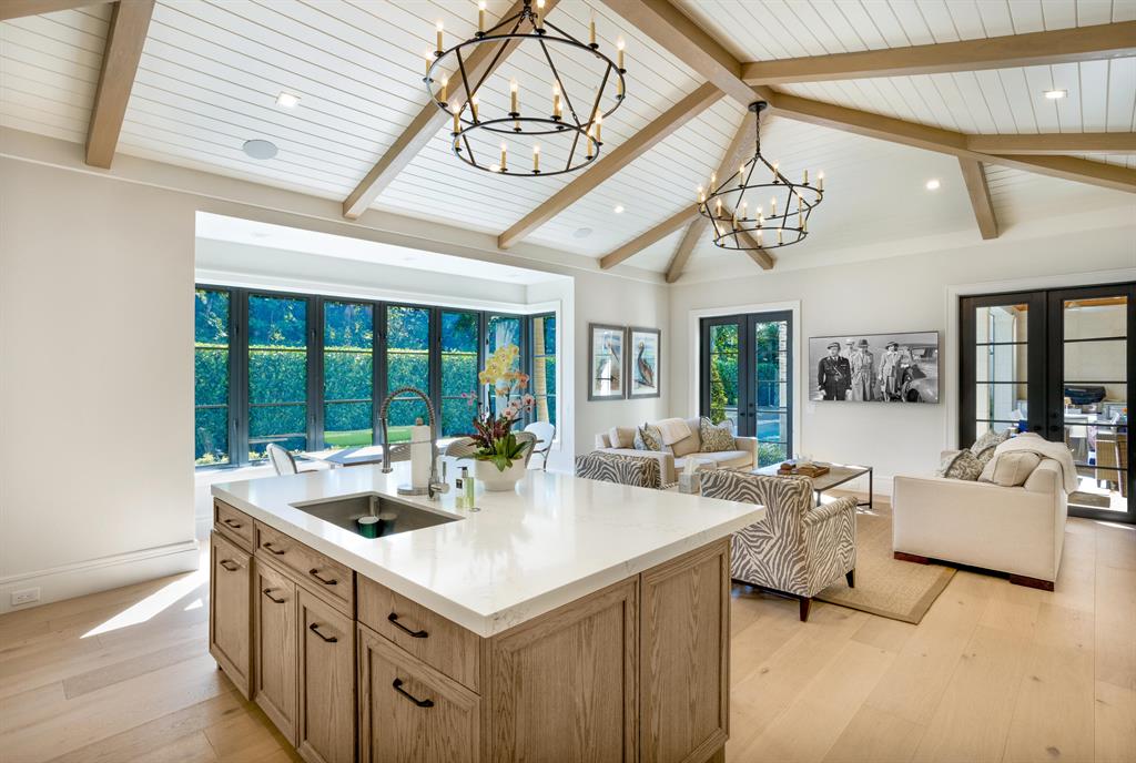 DRIFTWOOD LANDING - Residential