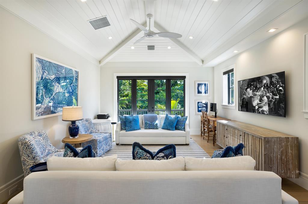 DRIFTWOOD LANDING - Residential