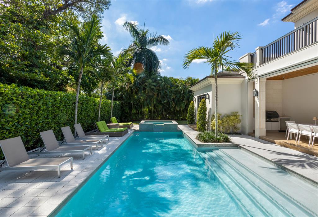 DRIFTWOOD LANDING - Residential