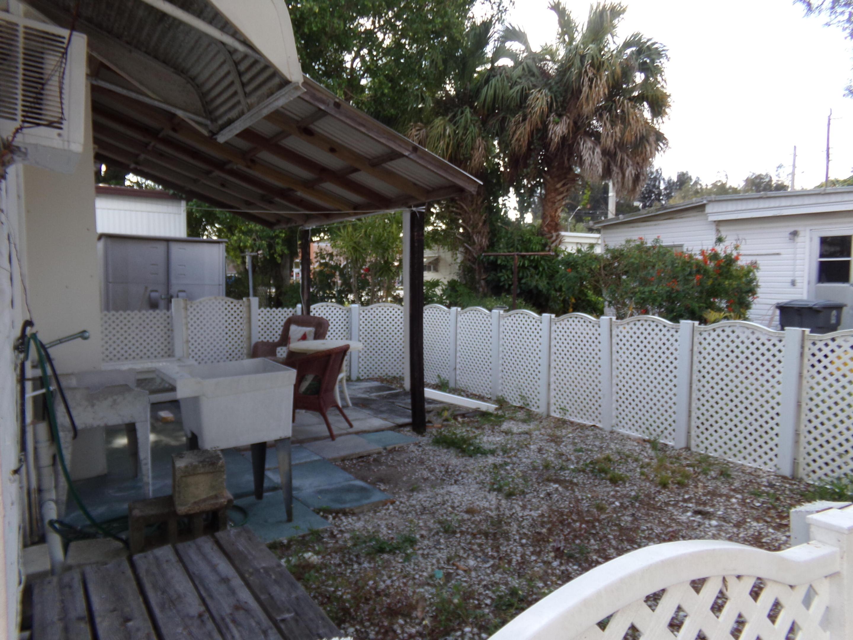 PARRY TRAILER VILLAGE - Residential