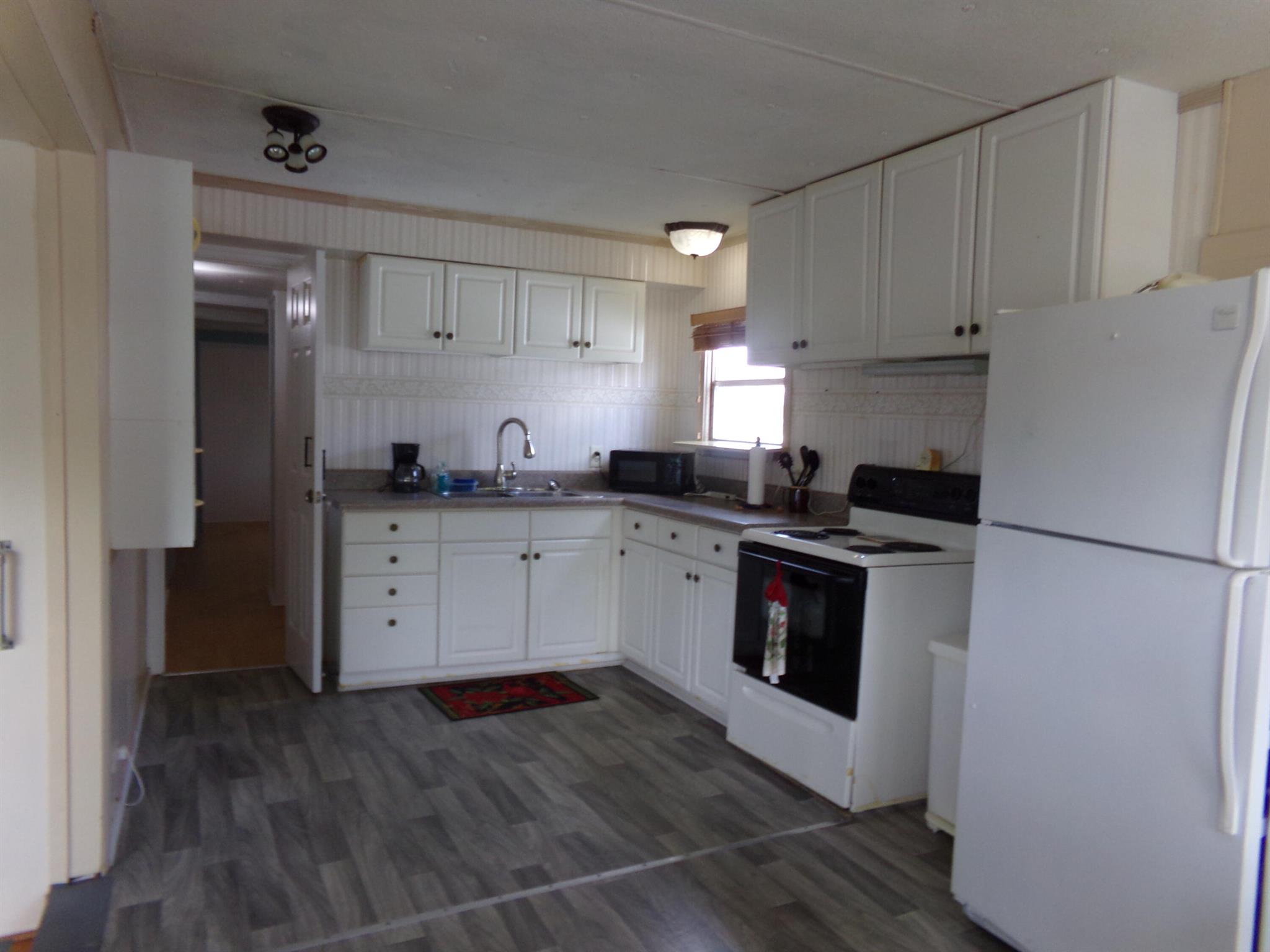 4022 S 88th Place S, Boynton Beach, FL, 33436/$114,000 2 4022 S 88th Place S