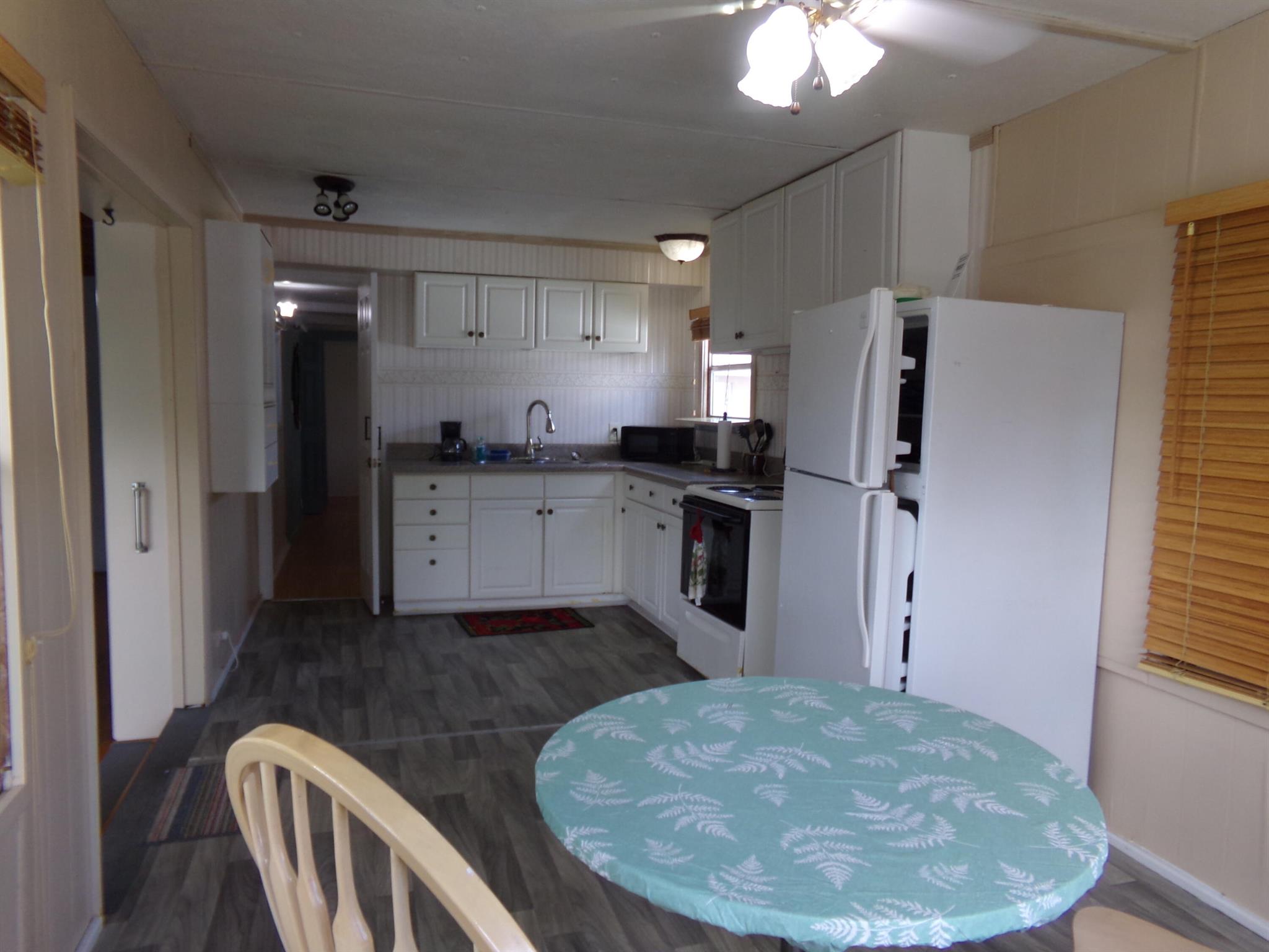 4022 S 88th Place S, Boynton Beach, FL, 33436/$114,000 3 4022 S 88th Place S