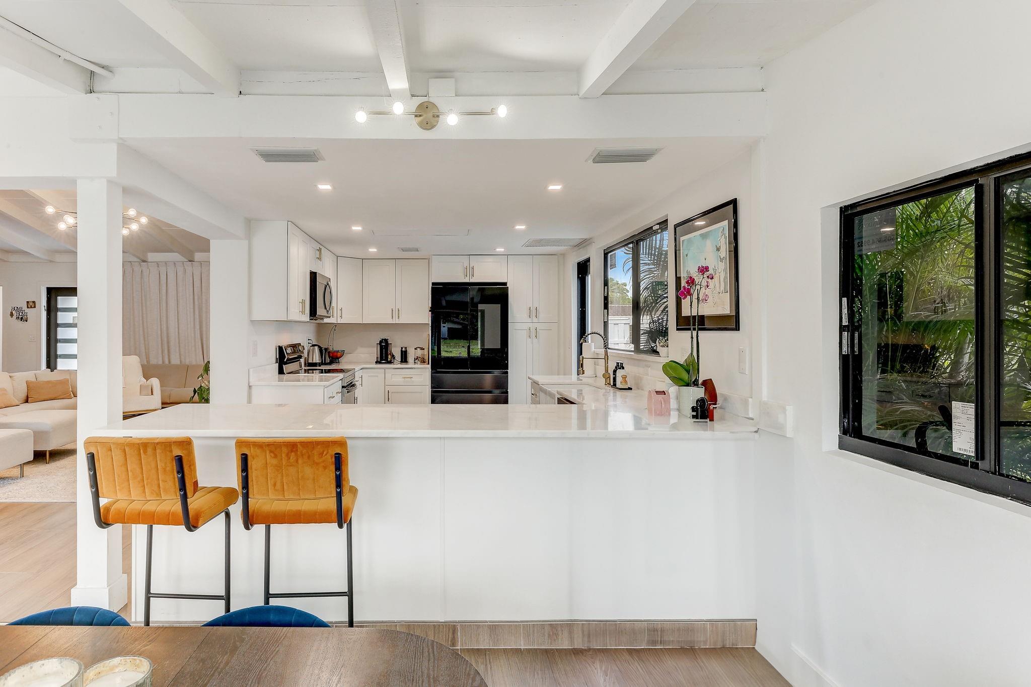 2518 Bimini Ln