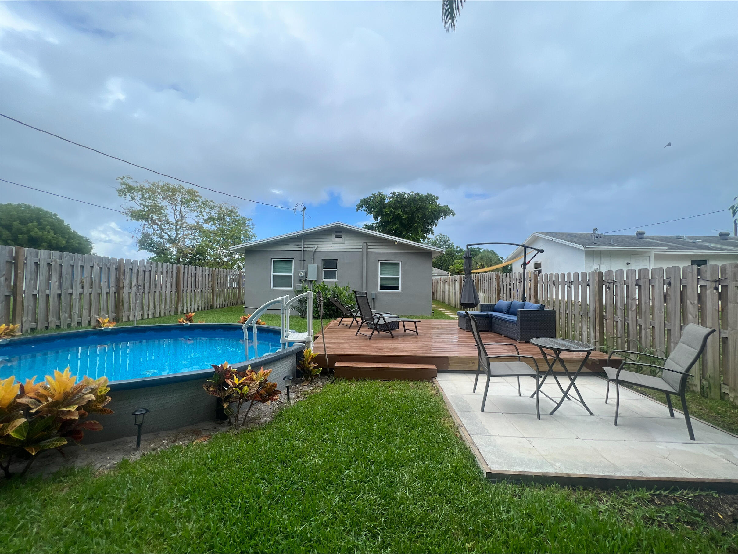 TOURIST NOOK DELRAY - Residential Lease