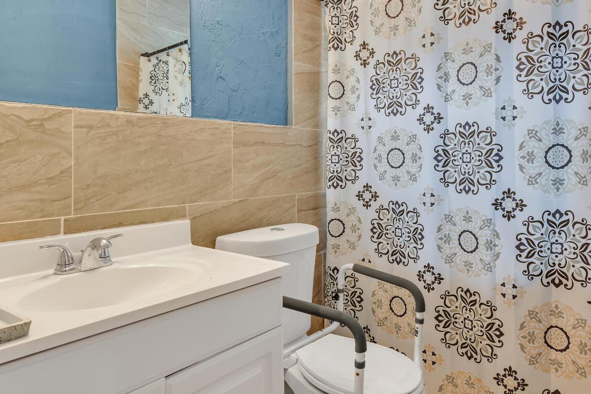 PALM BEACH FARMS CO 7 - Residential