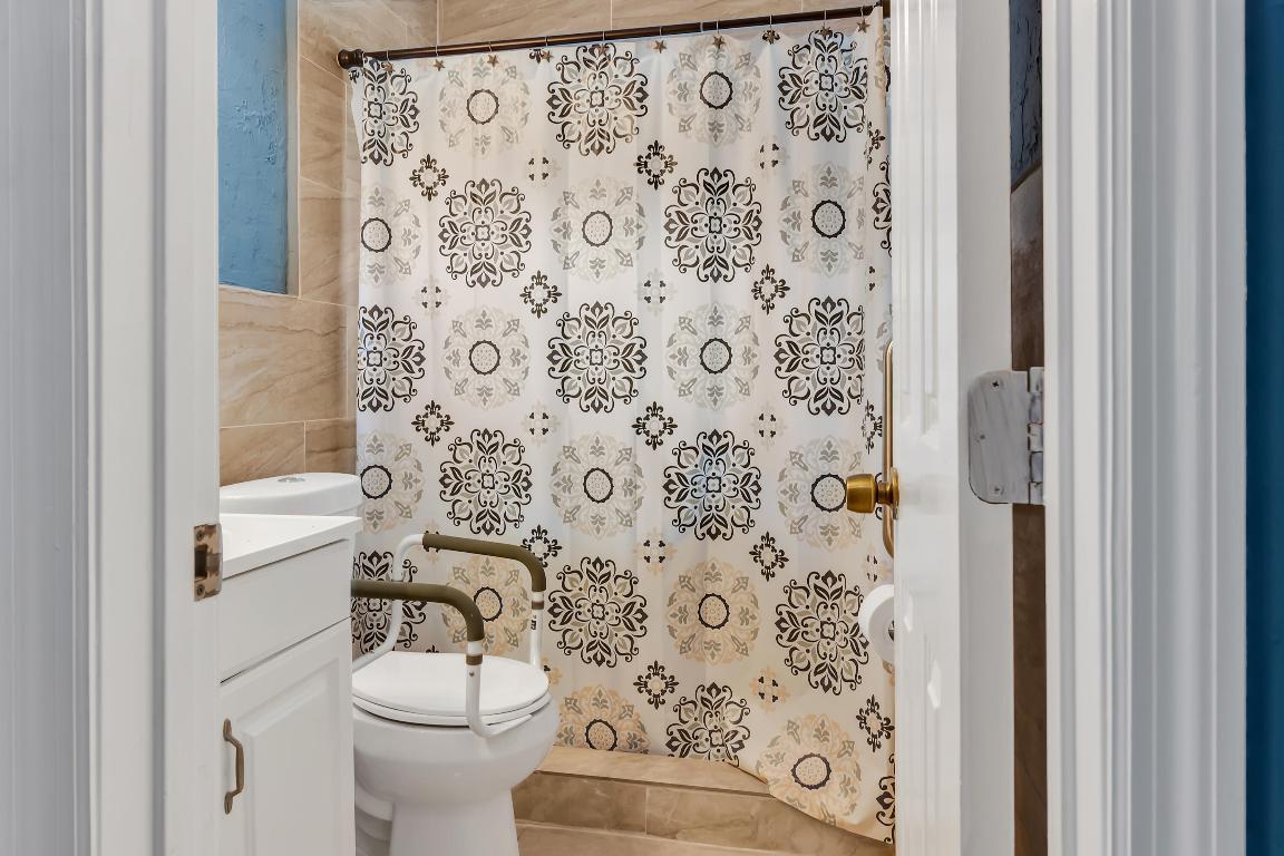 PALM BEACH FARMS CO 7 - Residential