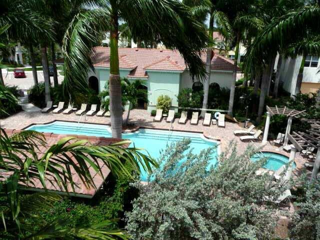 FURNISHED and Like New 3/3.5ba 2CarGarage Rental in Gated Centra on Blue Lake. Great Location! End Unit 2600sf Townhome on 3 levels Pool-side. 850 sf for entertaining on your 3rd floor which features Kitchenette, Billiards, Bar, Media/GameRoom AND Rooftop SkyDeck for Relaxing & BBQ overlooking Lush Landscaping, Palms and Blue Water! Steps from your door is 41 acre Blue Lake with 2 miles of Trails & a 78 acre Nature Preserve also with Trails! You will Love this Place! Location can't be beat! Just 3mi to Beach, 2 mins to I-95, 3 mins to Fresh Market, 5 mins Publix, Whole Foods, Cinemark Theaters, Boca Town Ctr Mall, FAU, Lynn Univ and MORE! Walk to Restaurants! Just Bring Your Toothbrush & Come see your new home!