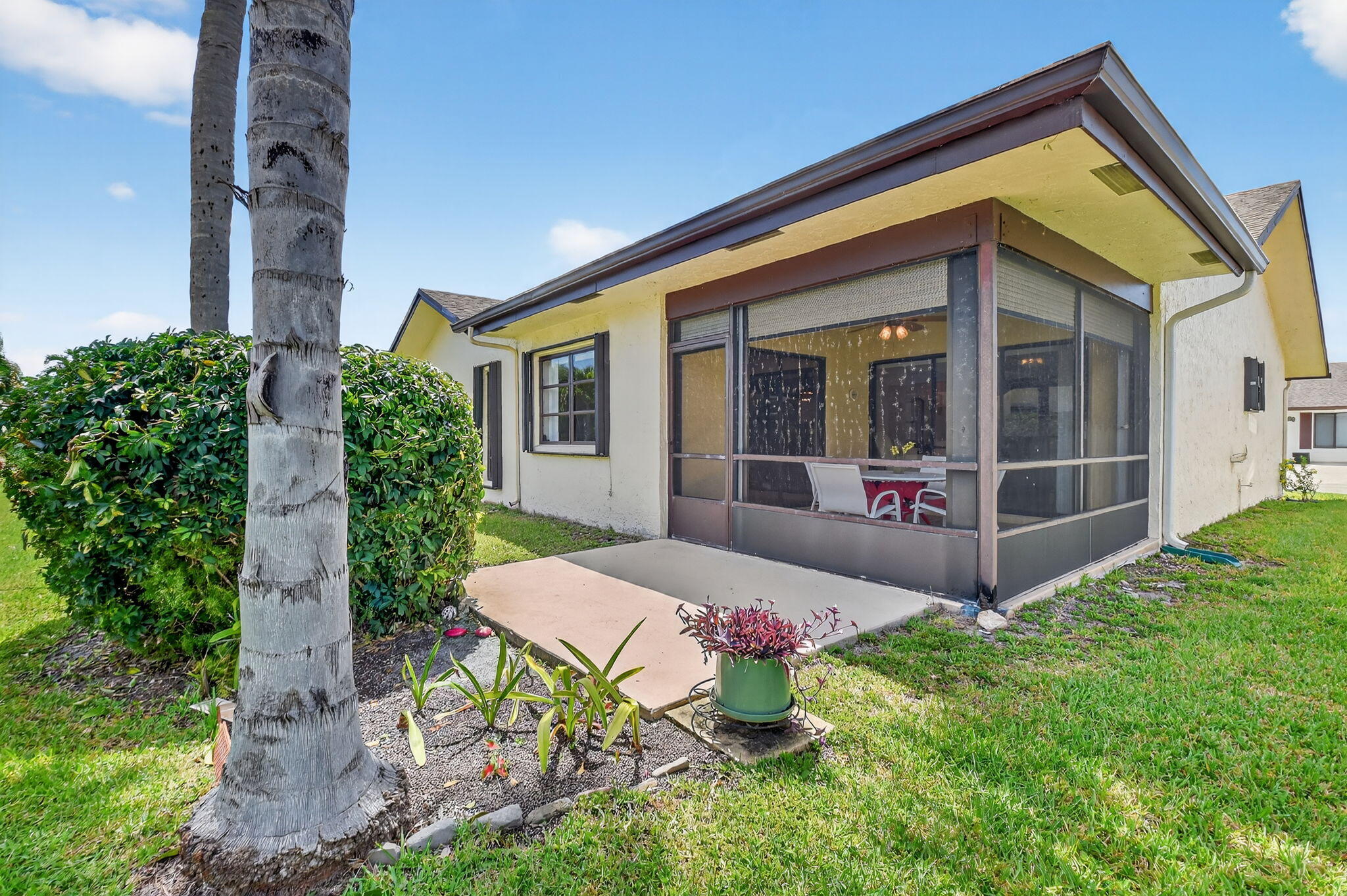 6262 Tall Cypress Circle