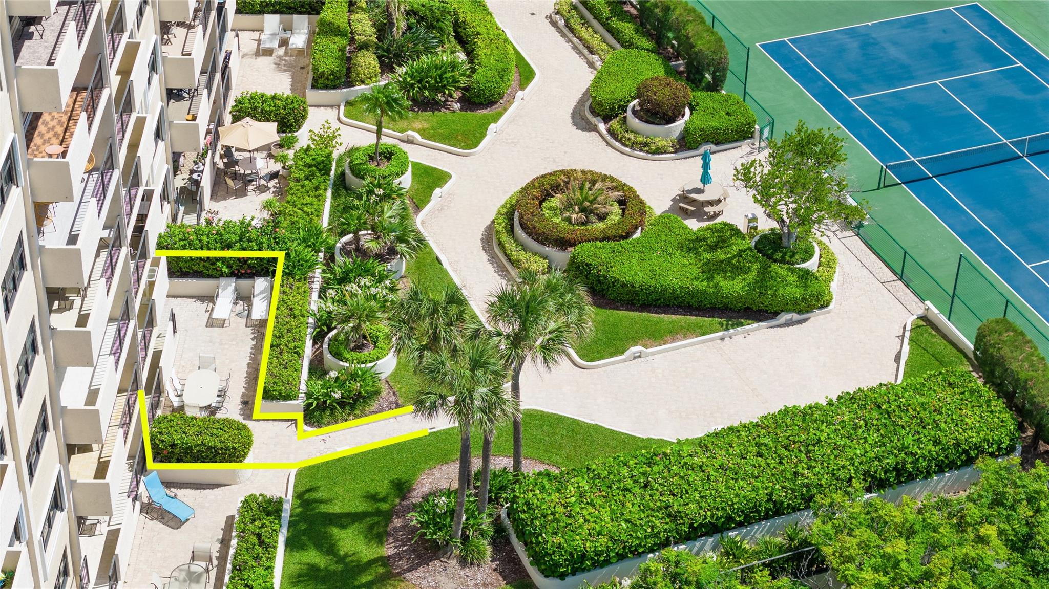 4900 N Ocean Blvd 317, Lauderdale By The Sea, FL, 33308/$849,000 2 4900 N Ocean Blvd 317
