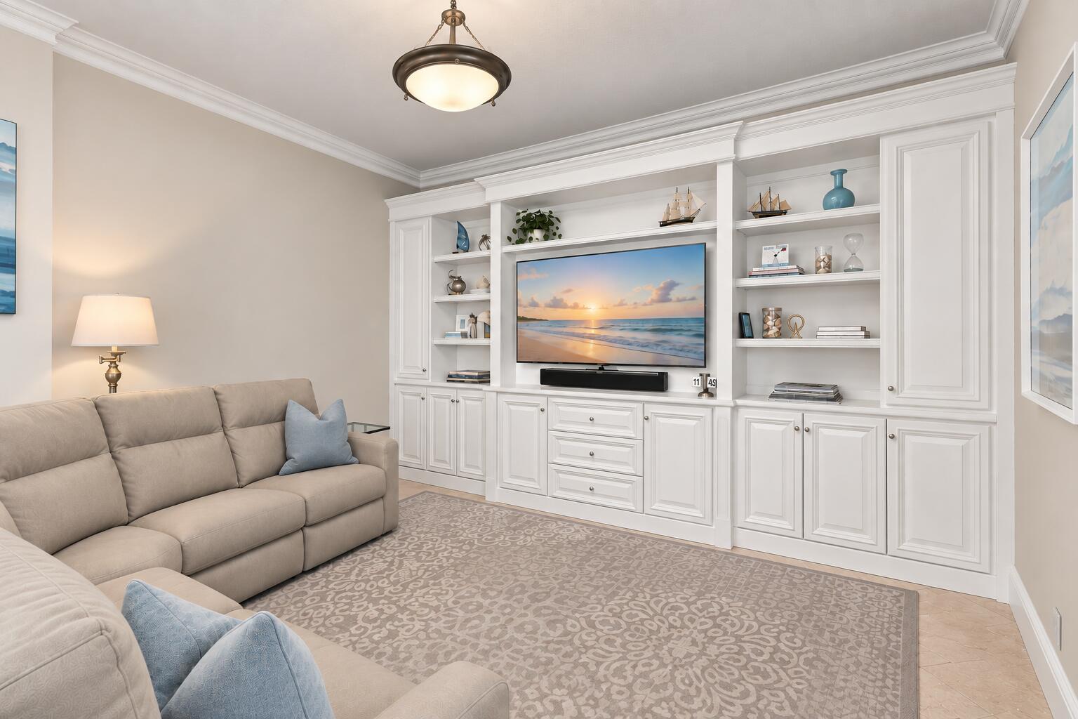 1121 Delray Lakes Drive