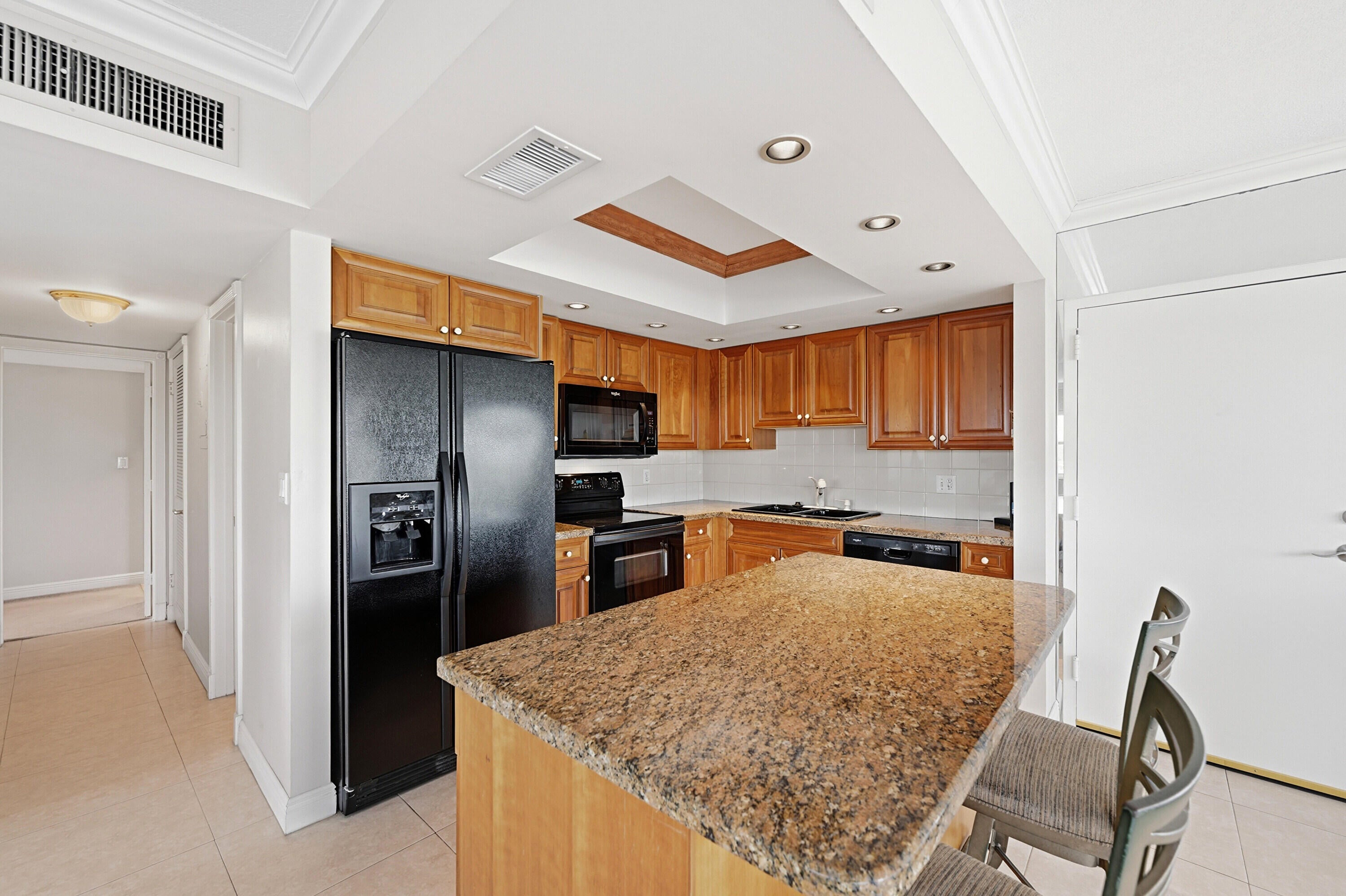 1839 Middle River Drive 302