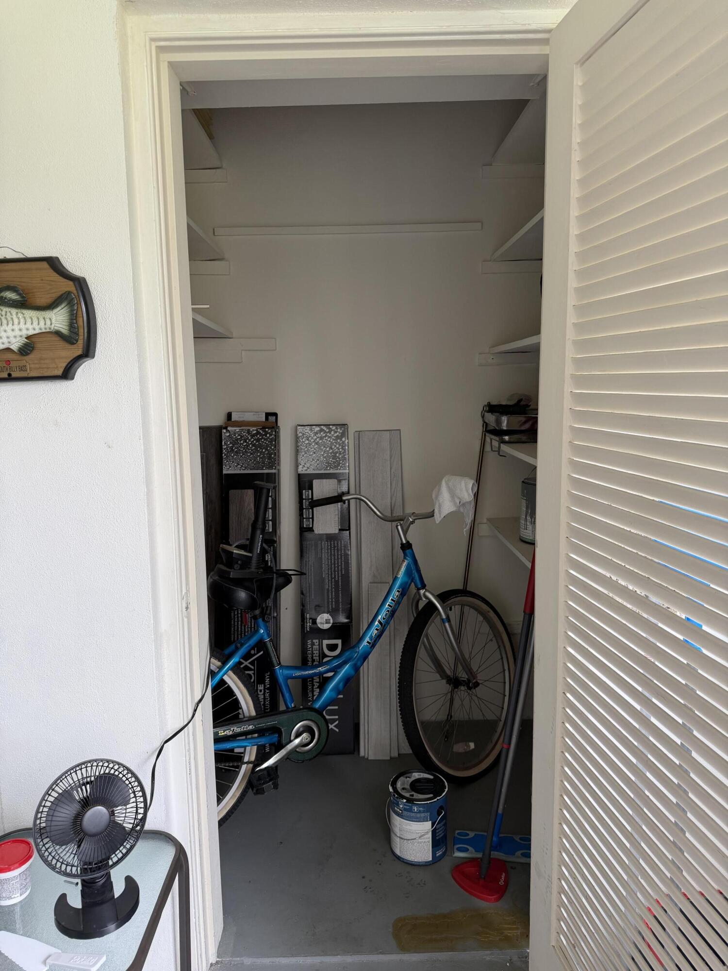 2898 Ashley Dr Drive E C