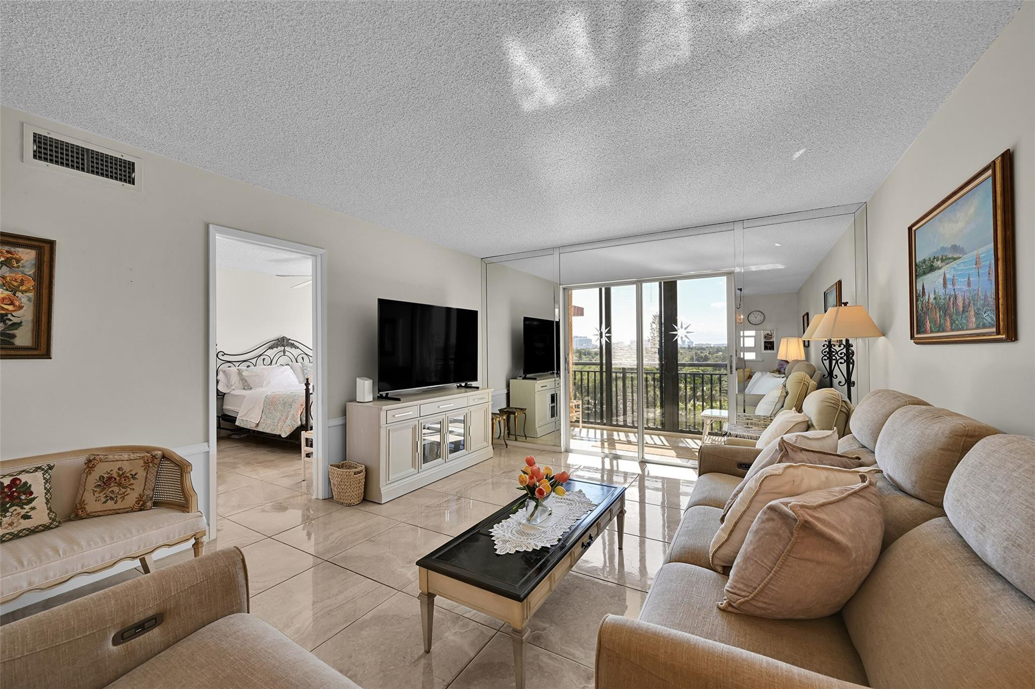 2350 NE 14th Street Causeway Unit 609